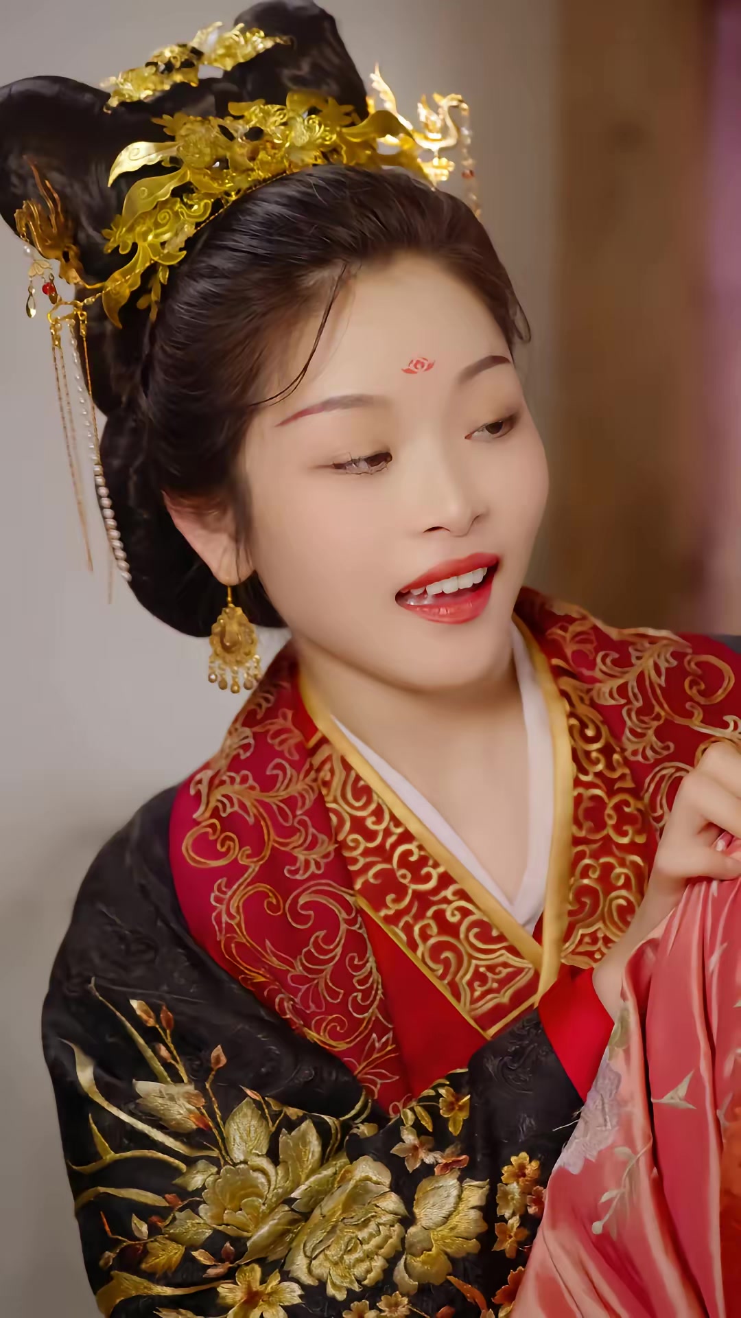 《花妖乱了时间线2：逆天改命三连击》剧照
