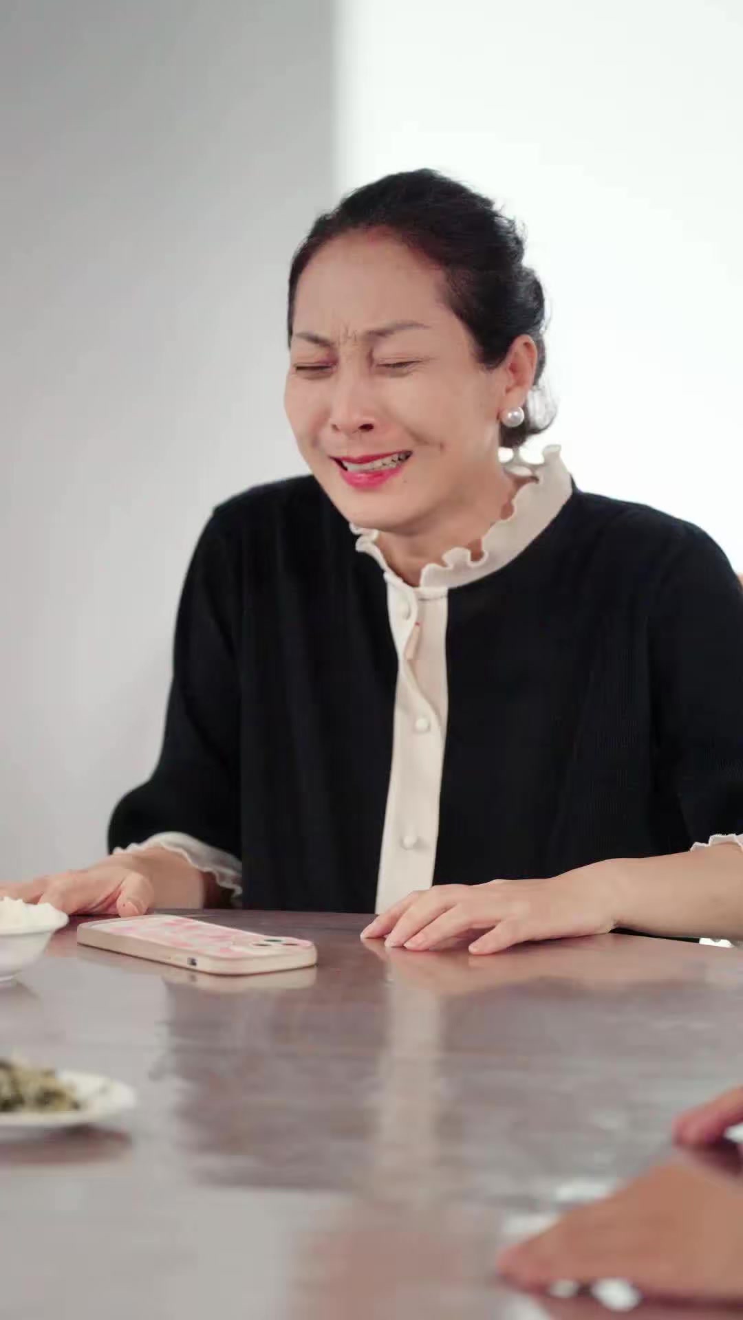 《身份曝光了你們知道後悔了》劇照