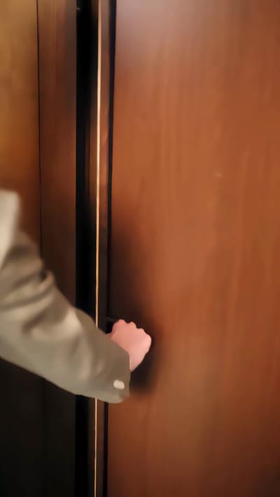 《她的备用联系人》剧照