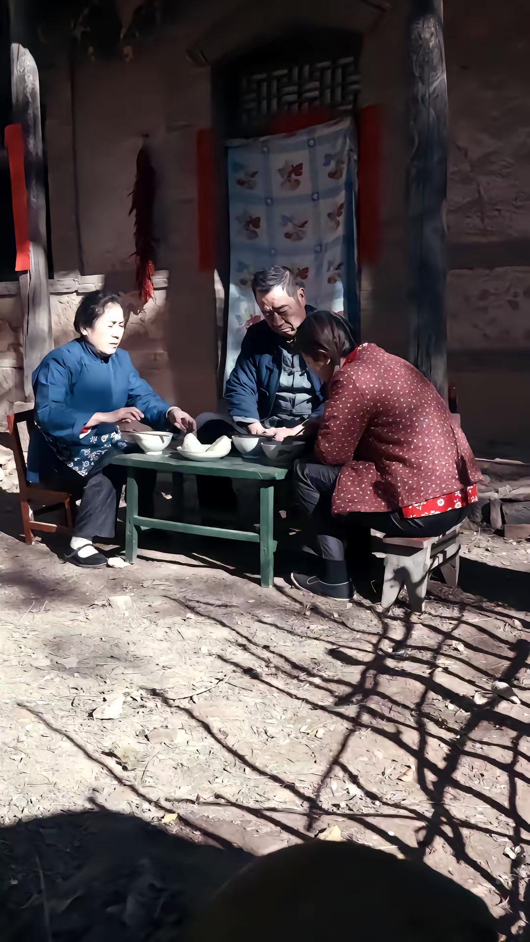 《蛇王索命》剧照