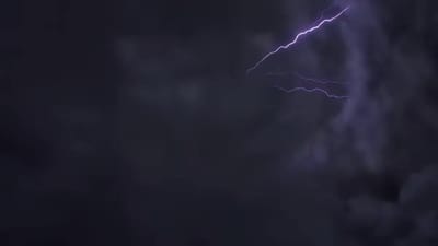 《穿书末世我靠系统囤货逆袭第九季》剧照