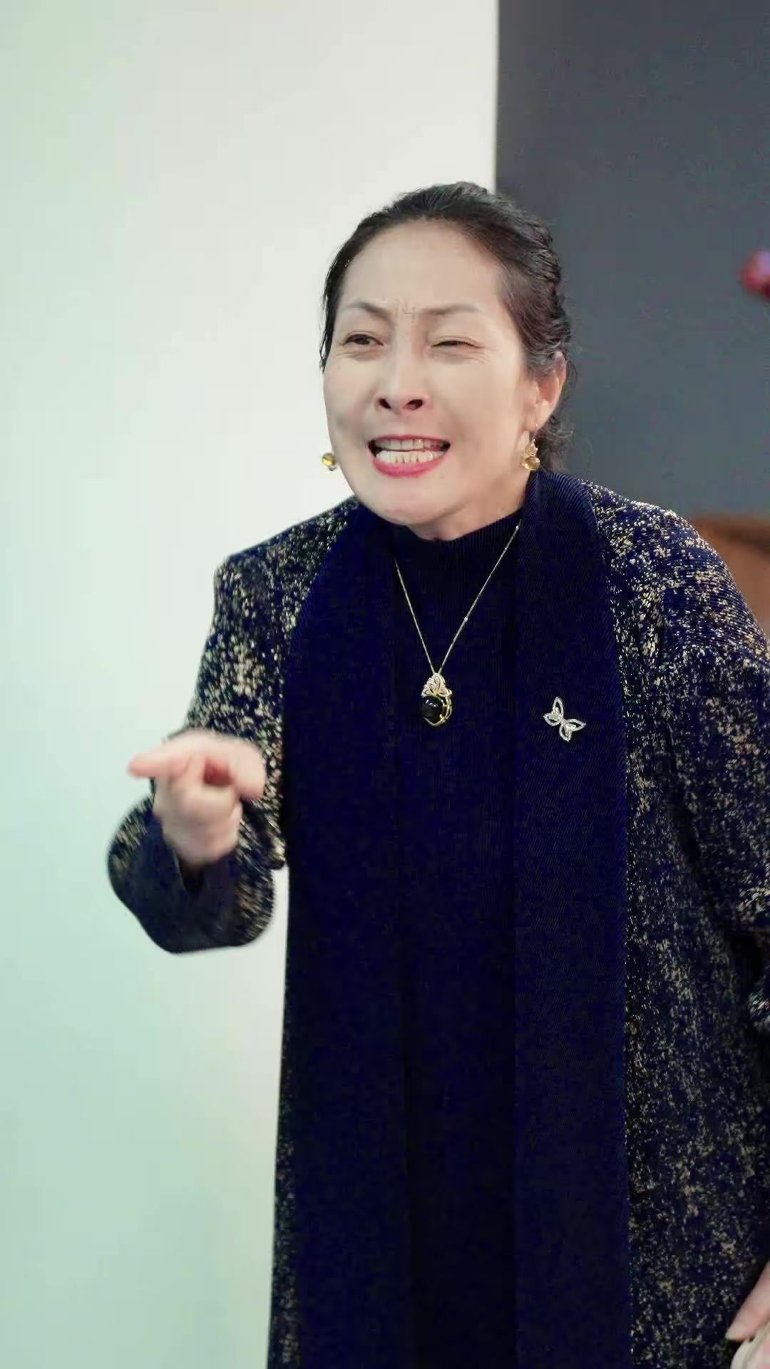 《身份曝光了你們知道後悔了》劇照