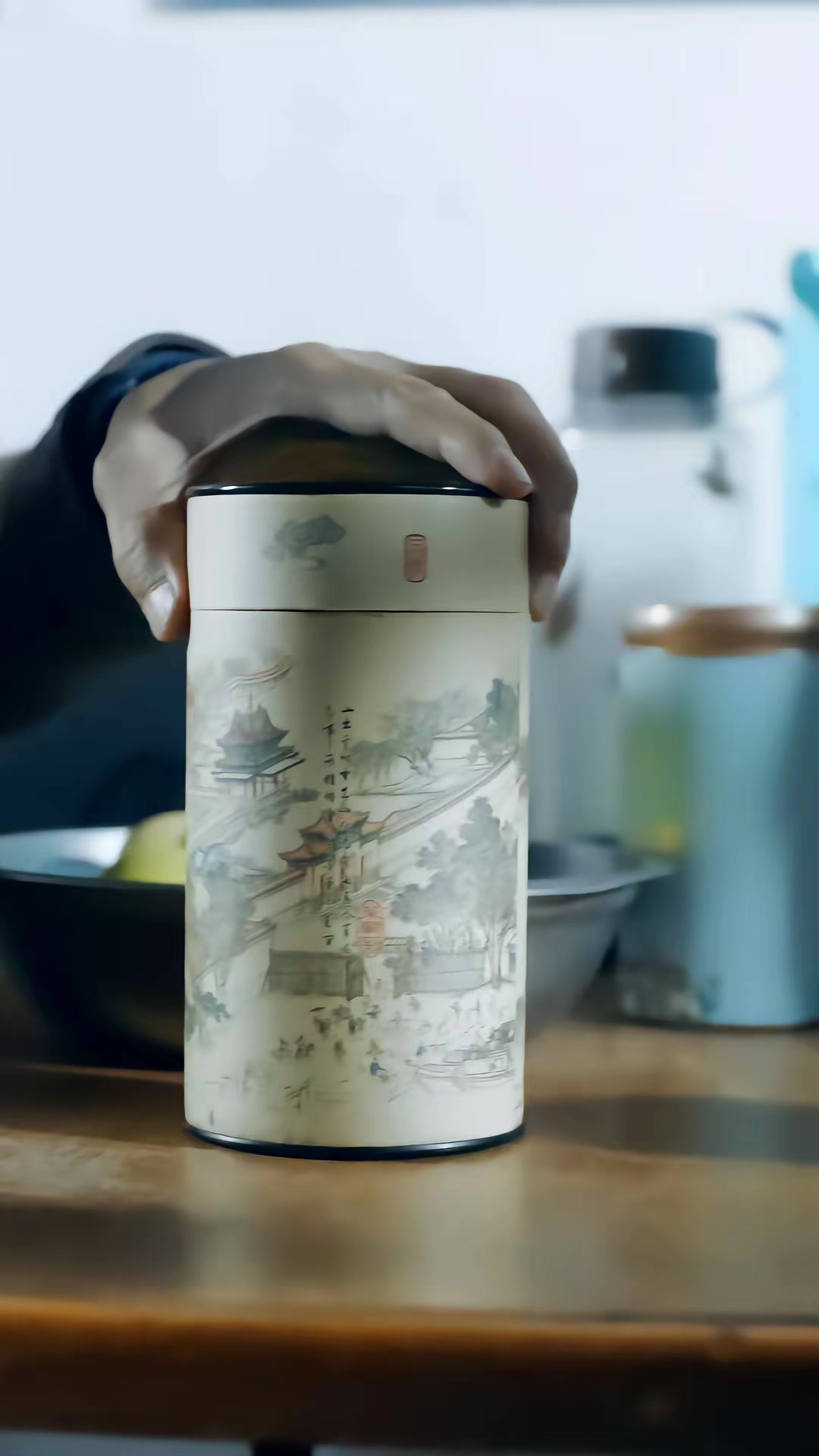 《陰影裡的嫌疑人》劇照