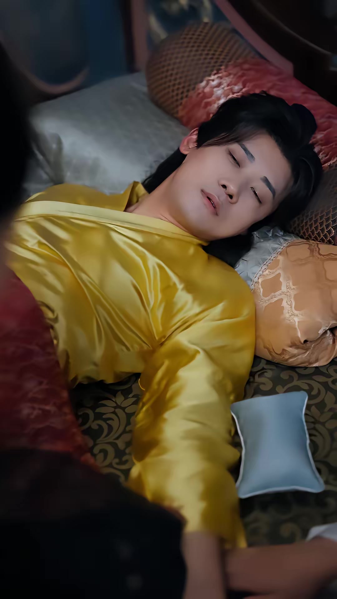 《穿成侯府老夫人！我一拖三救全家》劇照