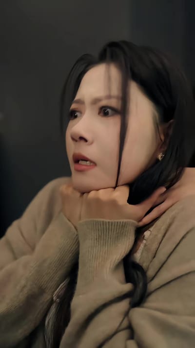 《引TA入墓》剧照