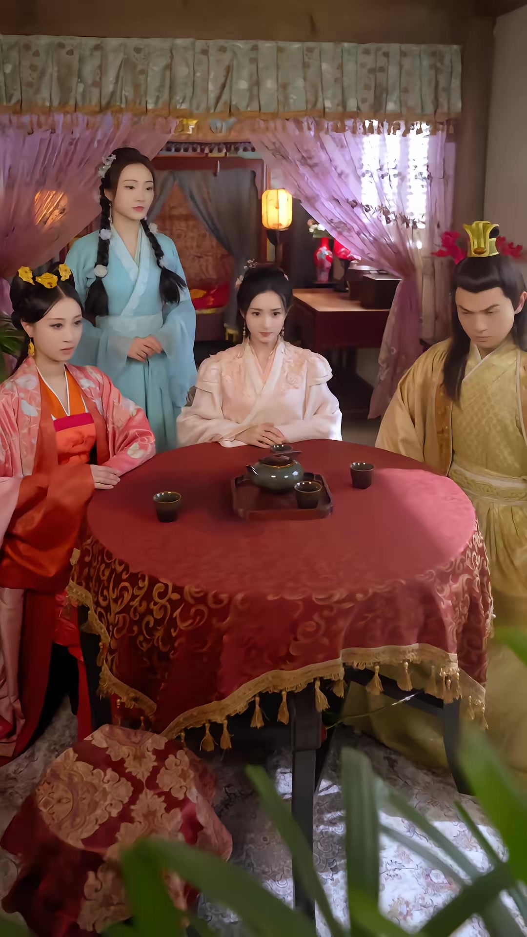 《花妖乱了时间线2：逆天改命三连击》剧照