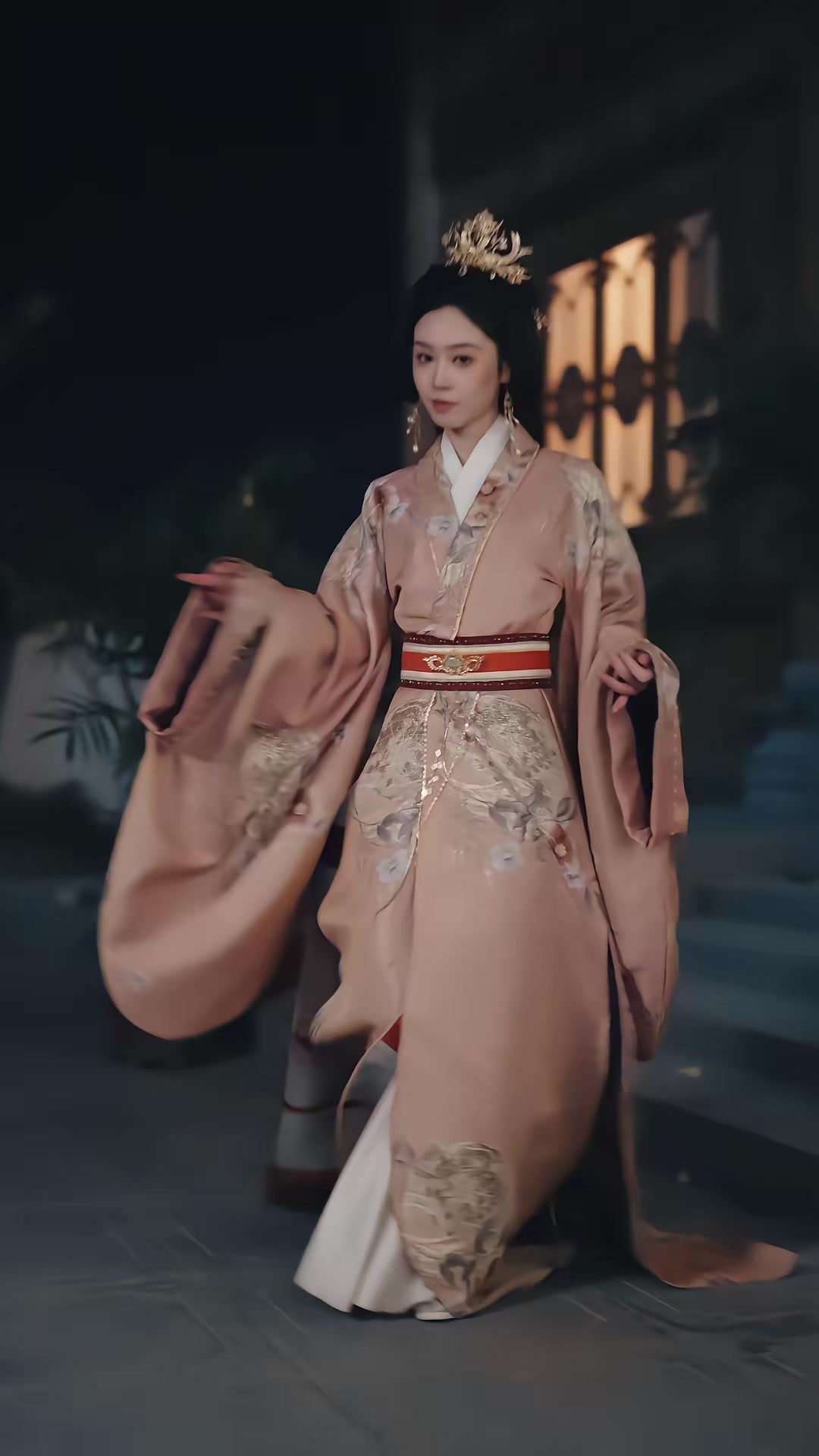 《陛下您的白月光回来了》剧照