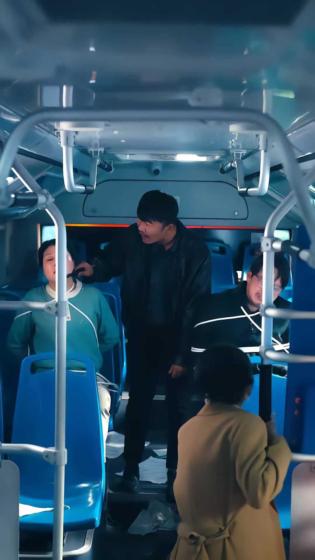 《懸案：致命公交》劇照