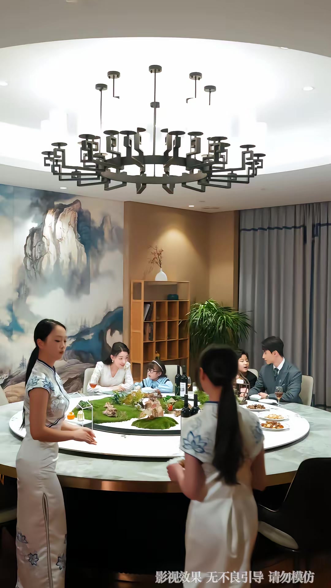 《那天，五個首富舅舅終於找到了我》劇照