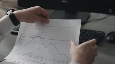 《長桌》劇照