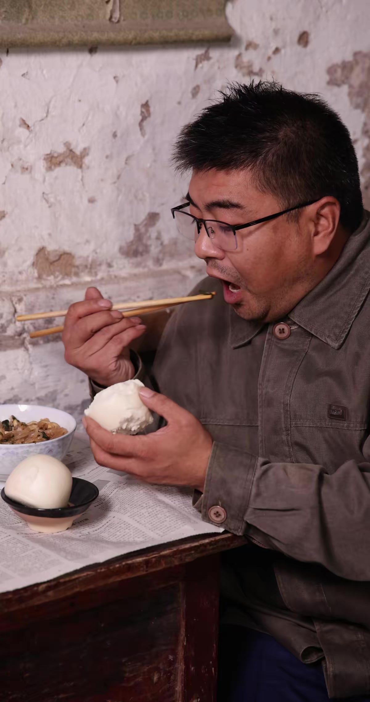 《深潭山龜》劇照