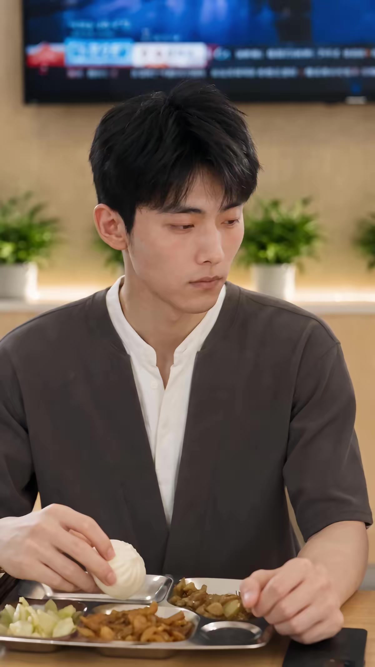 《重生，他只做创一代第二季》剧照