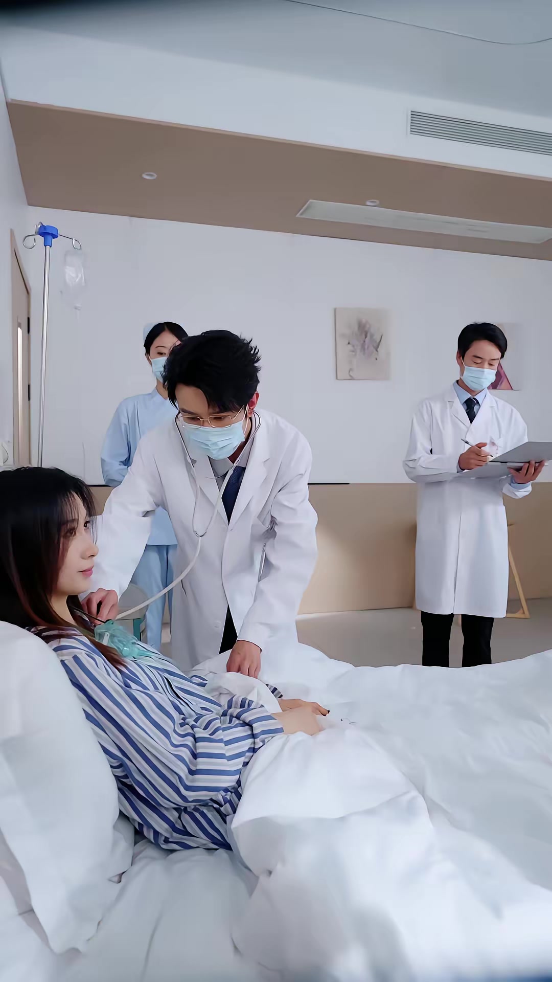 《ICU醒來，我整頓全家》劇照