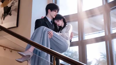 《穿越女配，竟成全員白月光》劇照