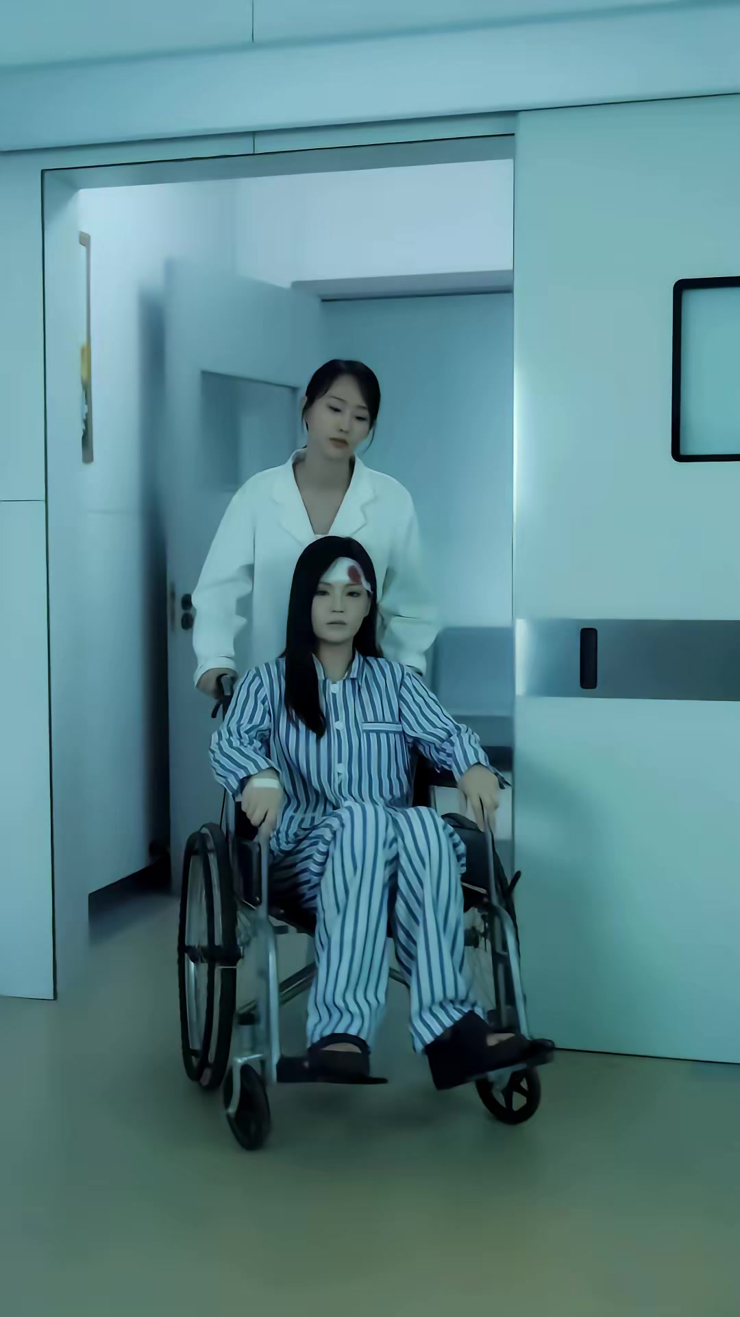 《漂亮妻子的反擊》劇照