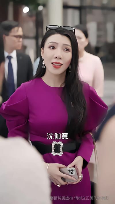 《妈咪受辱，大小姐回国掀翻全场》剧照