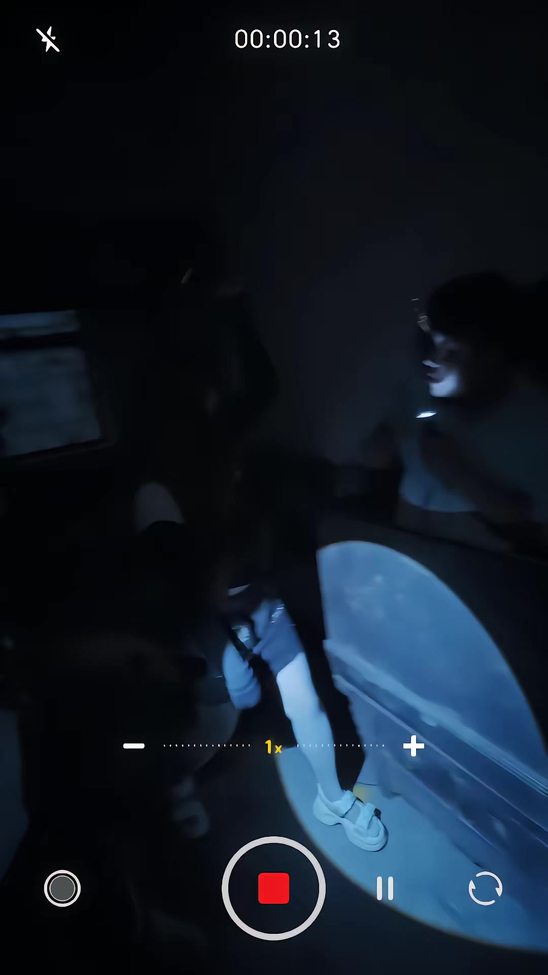 《招魂封宅詭影》劇照
