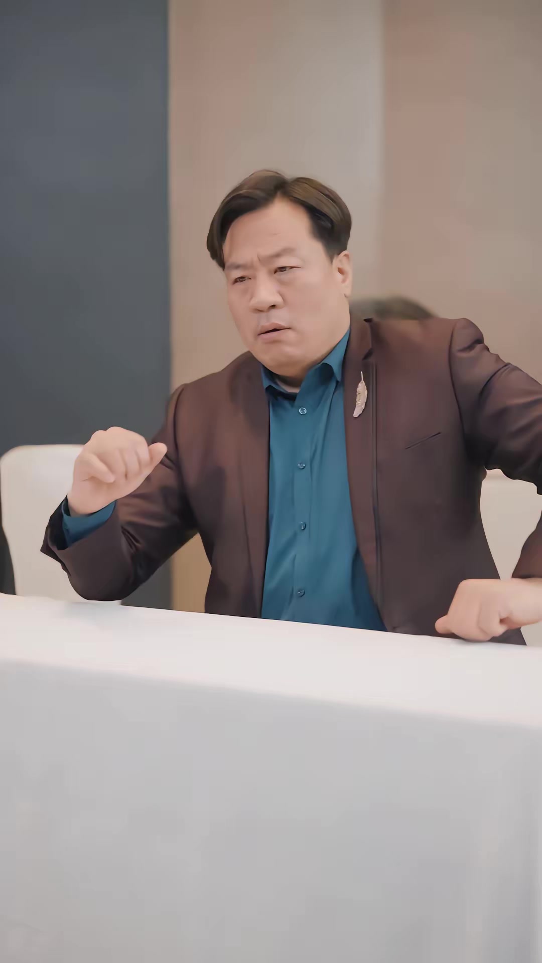 《国产AI遥遥领先》剧照