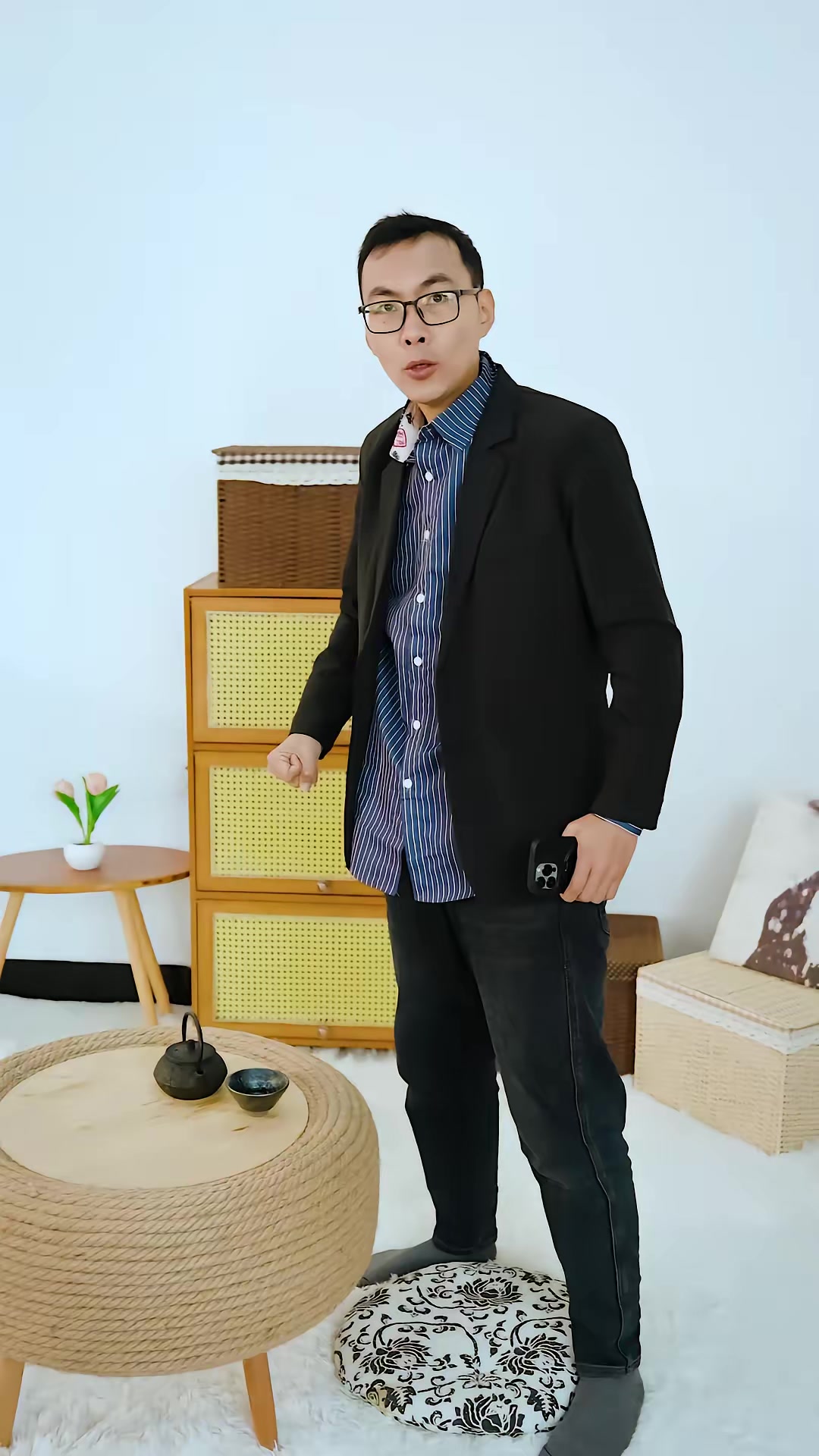 《全球通告末日将至》剧照