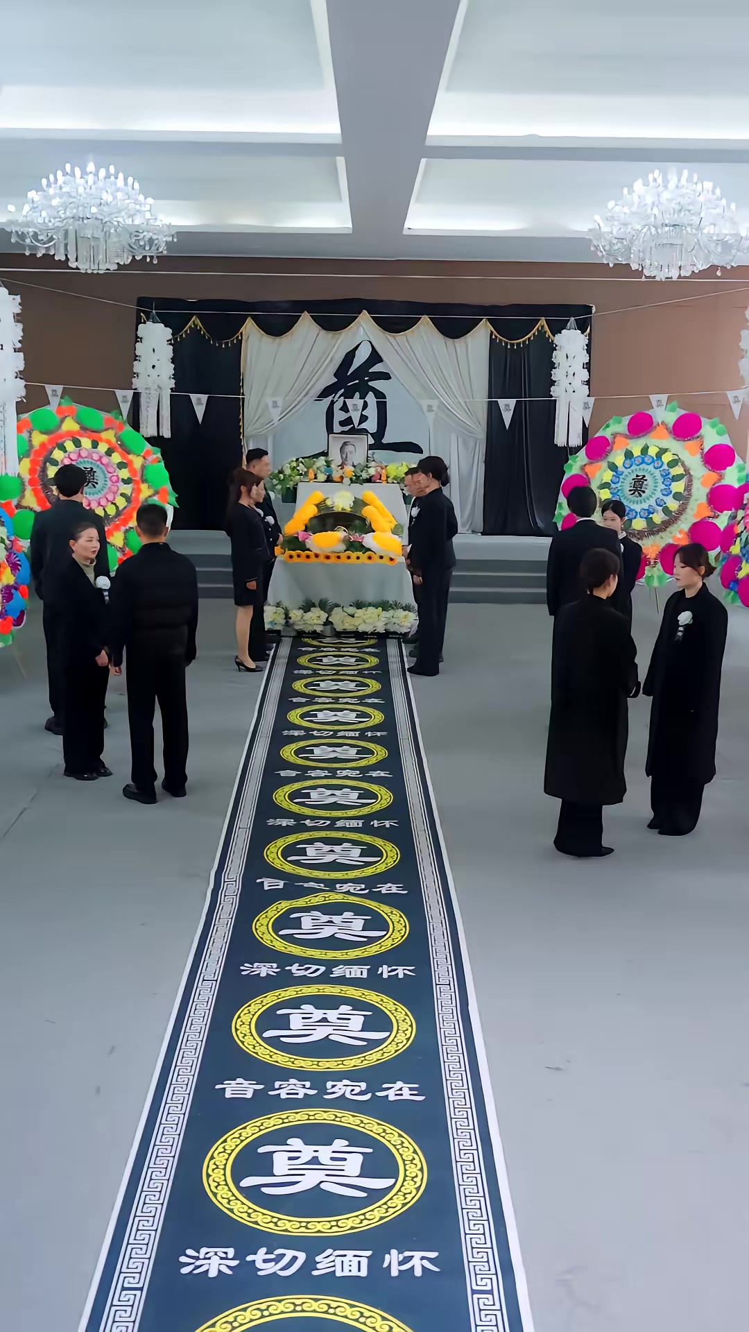 《别惹那个哑巴，他女儿人称活阎王》剧照