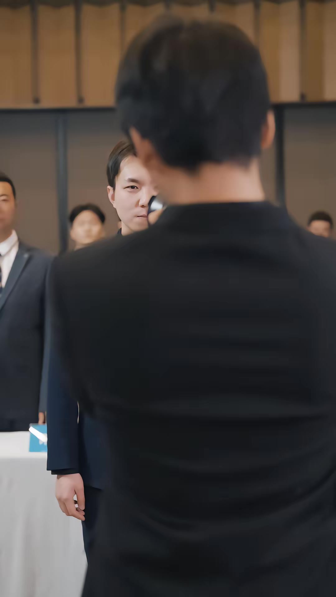 《国产AI遥遥领先》剧照