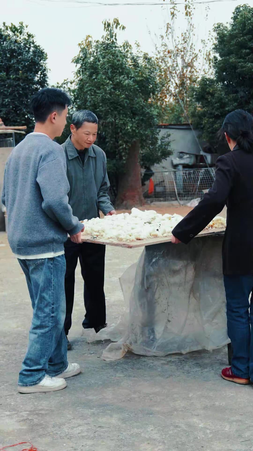 《为爱让步》剧照