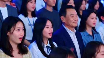 《夕阳红顶流，大爷大妈助我乐坛封神第二季》剧照