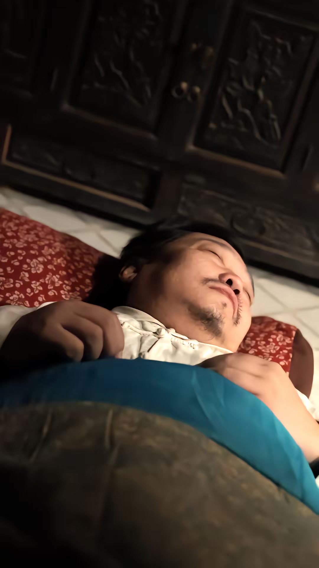 《东北哭丧人：活人禁忌》剧照