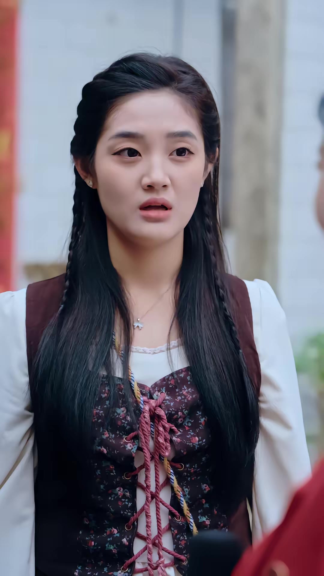 《人在鄉村扯犢子，珍獸找上門來了》劇照