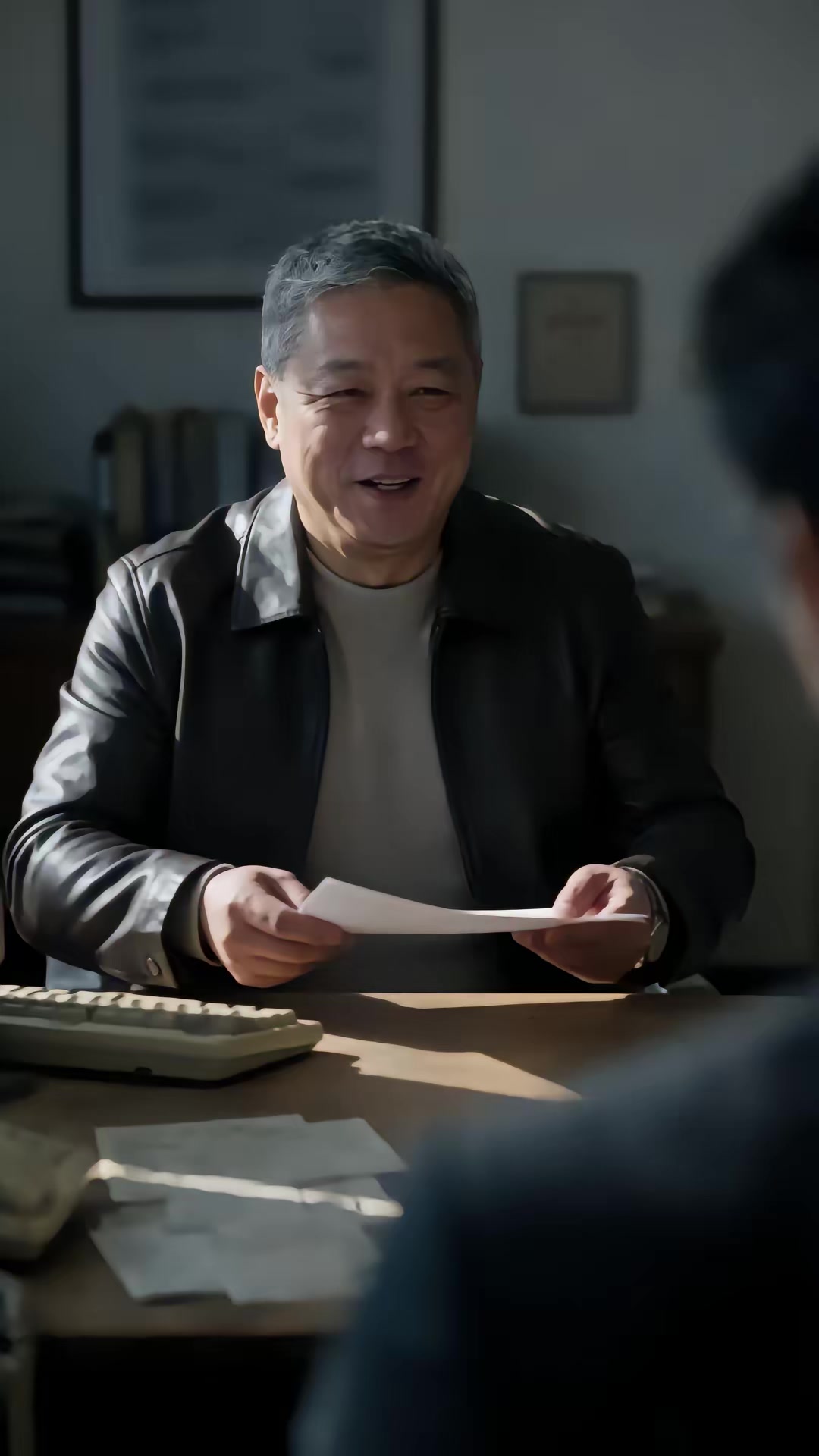 《月入三十万，亲妈住楼道》剧照