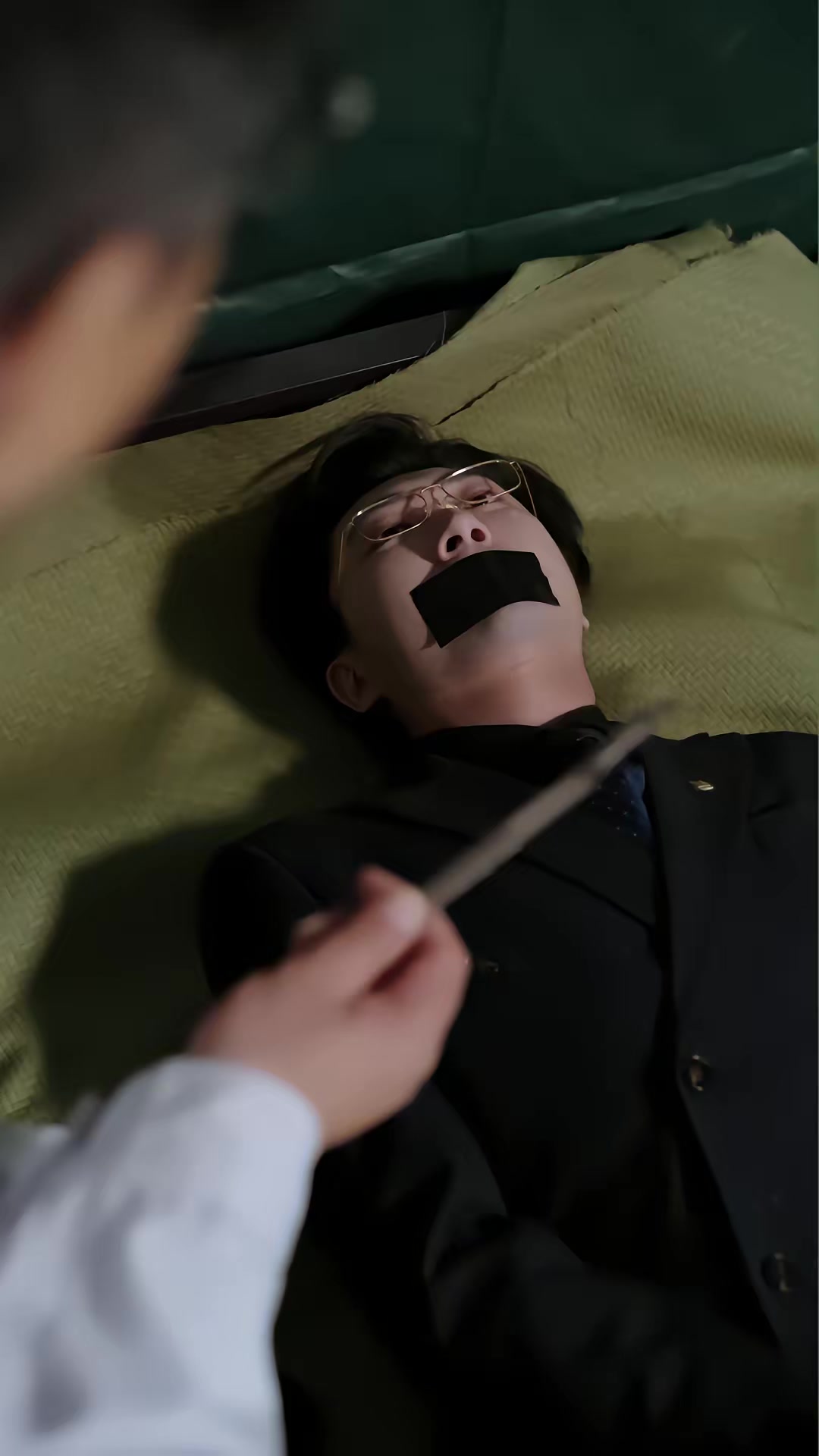 《引TA入墓》剧照
