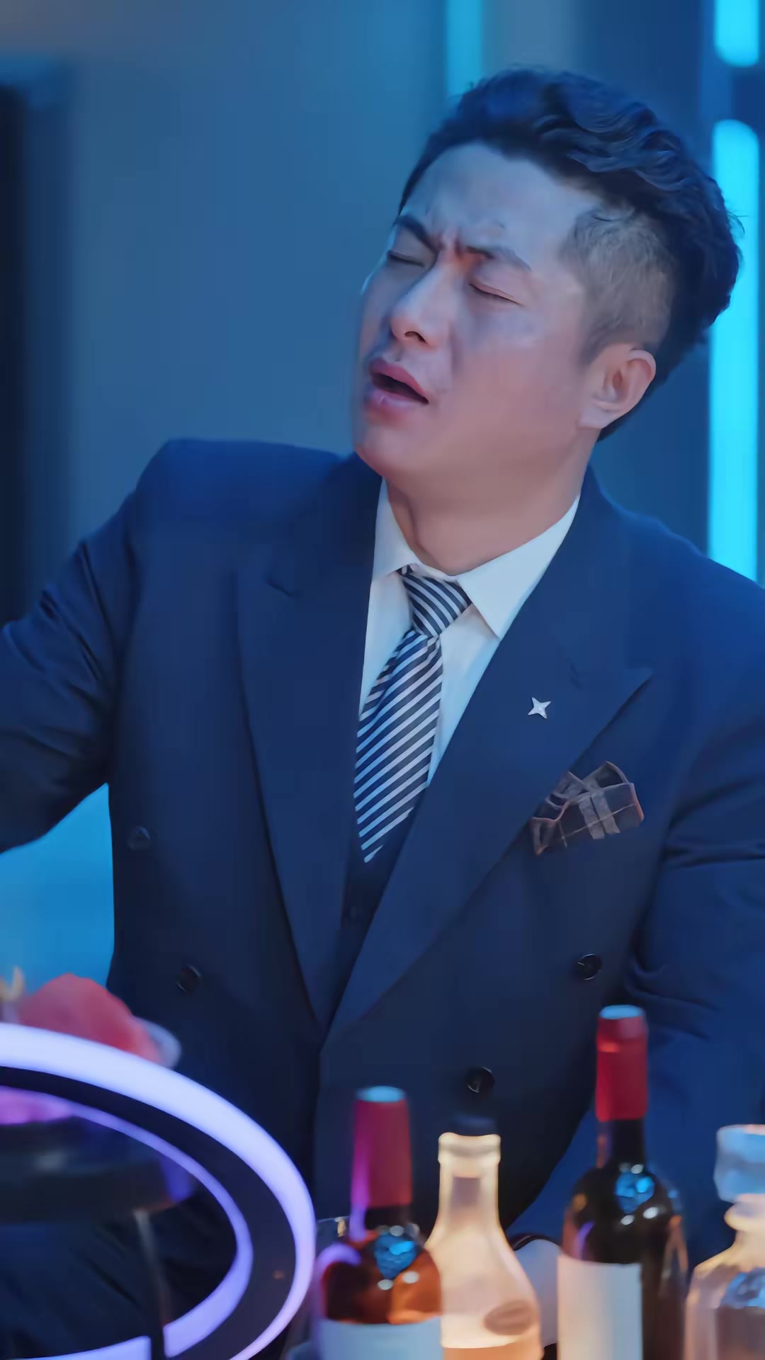 《天降俏弟媳，大姑子們追著寵》劇照