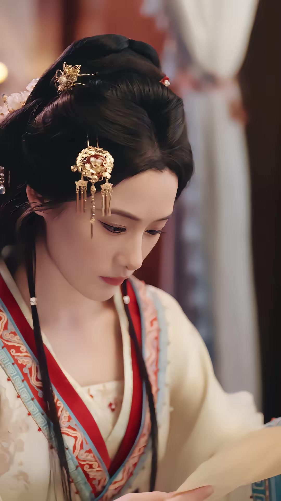 《陛下您的白月光回来了》剧照