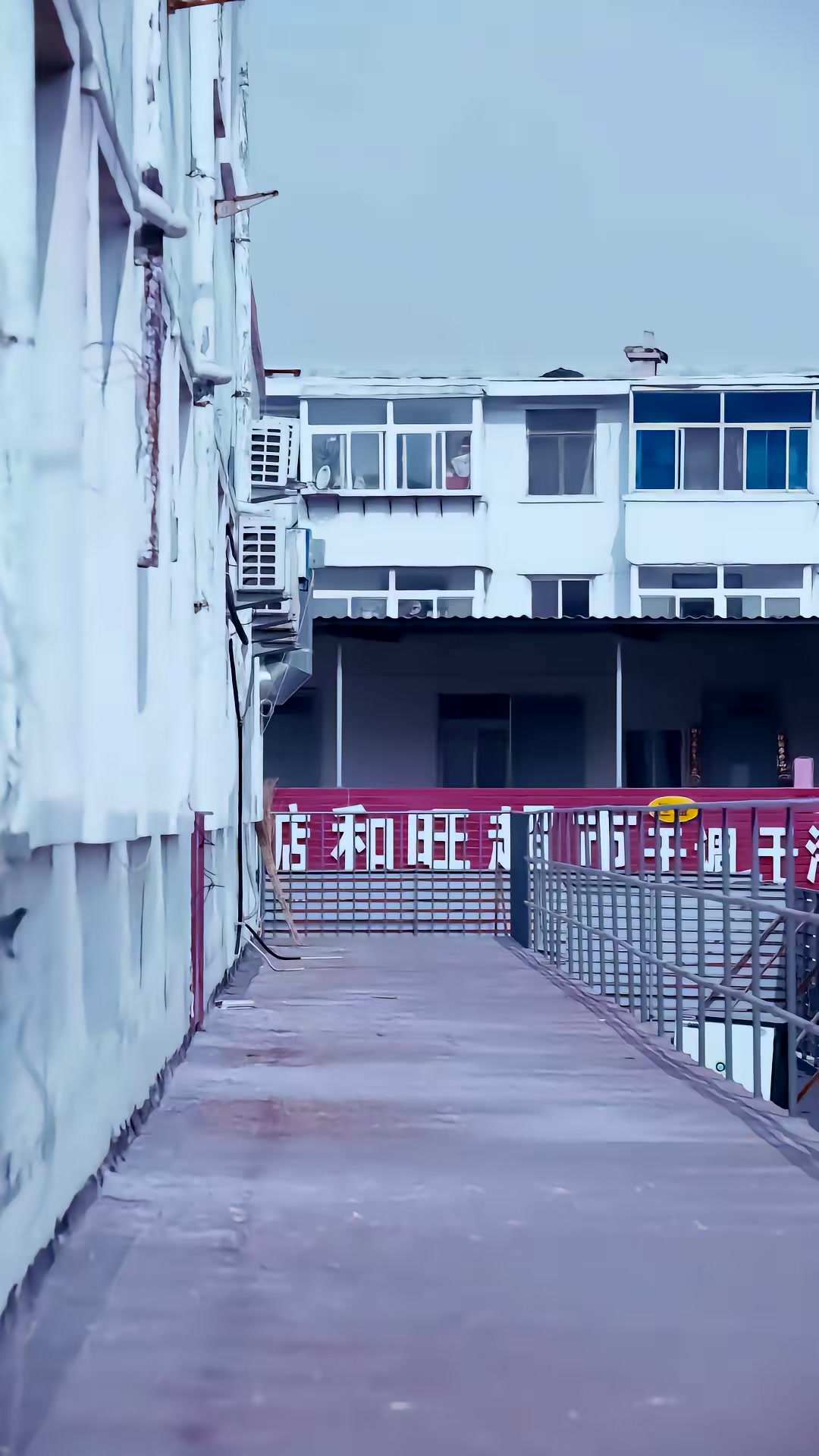 《阴影里的嫌疑人》剧照