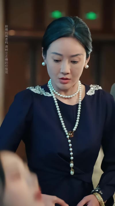 《雙胎異父，我硬核清算一切》劇照